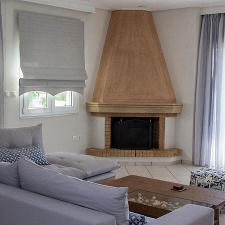 Luxury Seaview Apartment By The Sea Saronida Εξωτερικό φωτογραφία