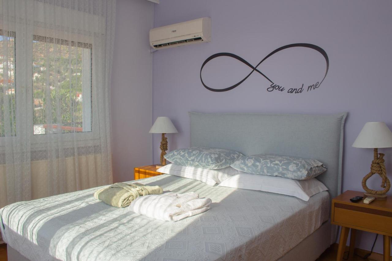 Luxury Seaview Apartment By The Sea Saronida Εξωτερικό φωτογραφία